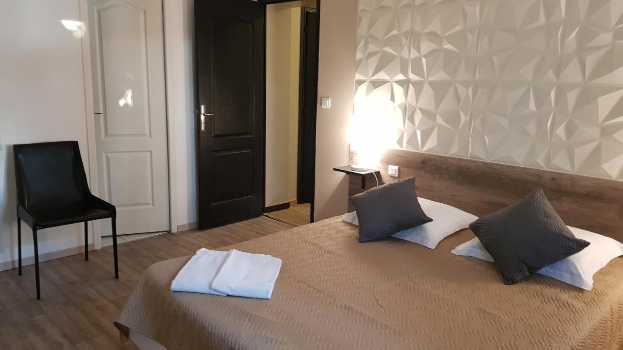 Hotel Les Lodges D'Eauze Zewnętrze zdjęcie